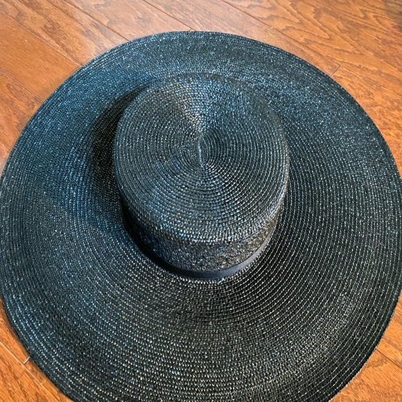 Chanel 2020 straw hat black NWT - Picture 8 of 12